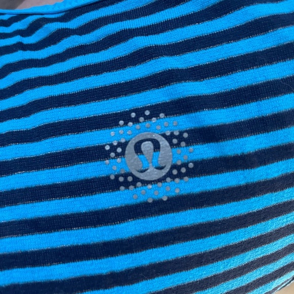 Lululemon Razorback Blue Striped Tank Top Rare Sea Wheeze Size 8 - Picture 6 of 7